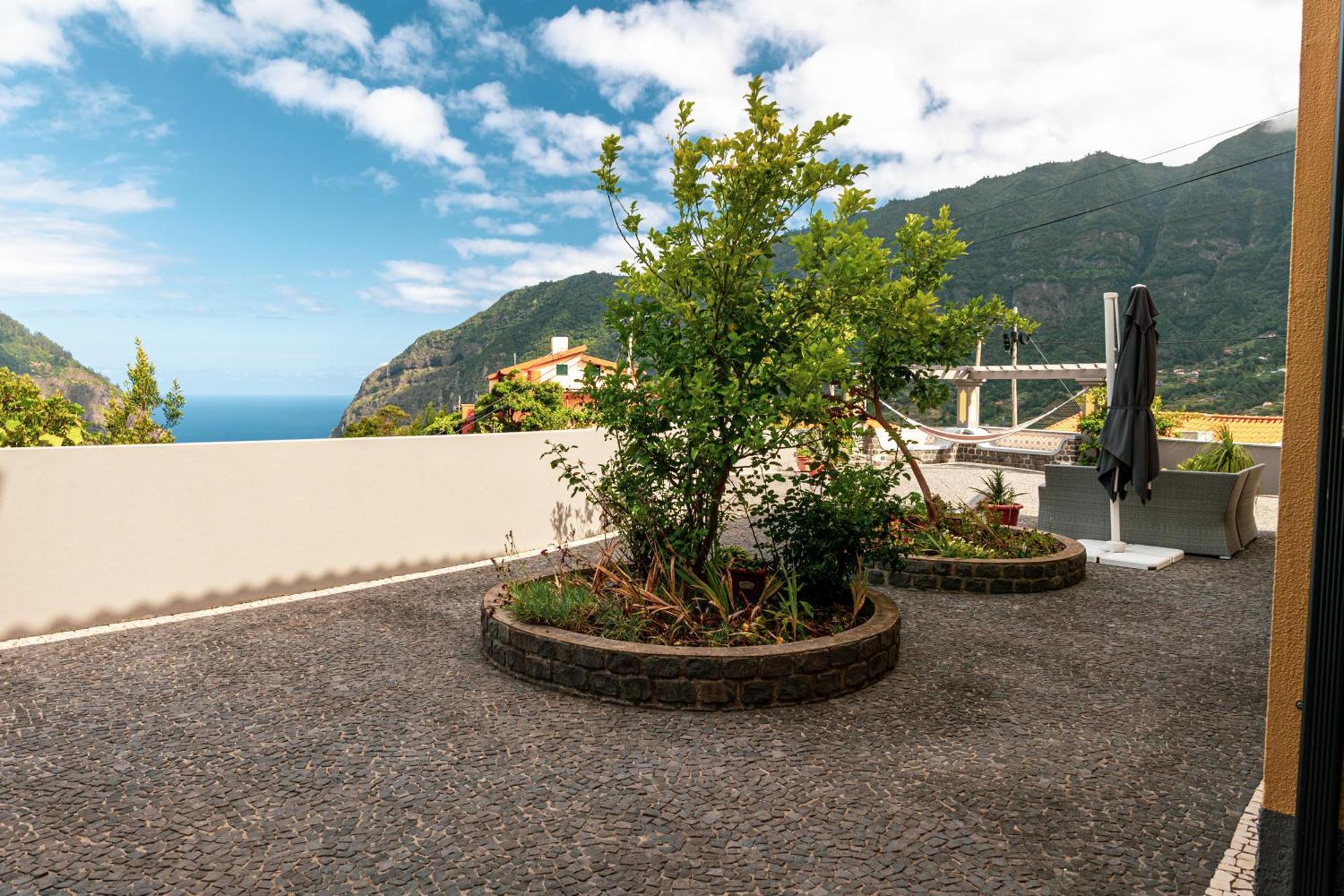 A Casa Da Mae Apartment São Vicente Екстериор снимка